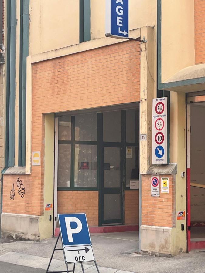 Stop&Go Station Bologna House Self Check In - Fiera Alta Velocita' Εξωτερικό φωτογραφία